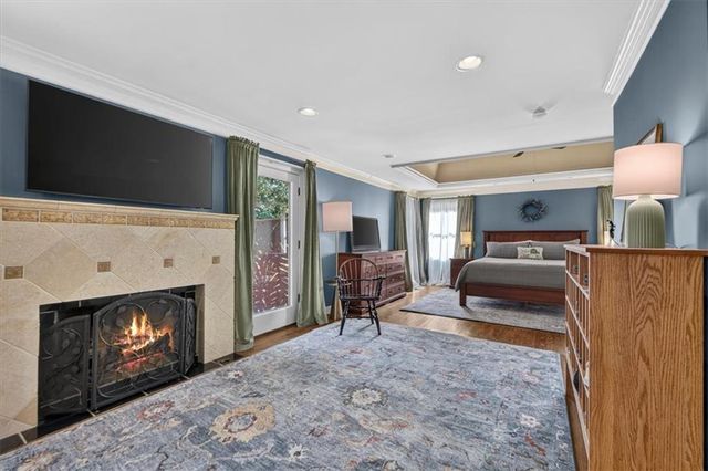 3516 W 101st Terrace, Leawood, KS 66206