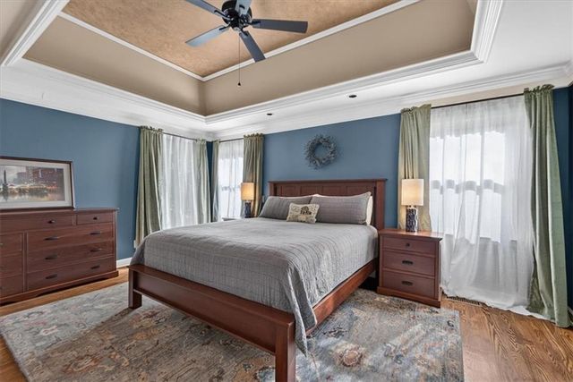3516 W 101st Terrace, Leawood, KS 66206
