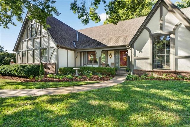 3516 W 101st Terrace, Leawood, KS 66206