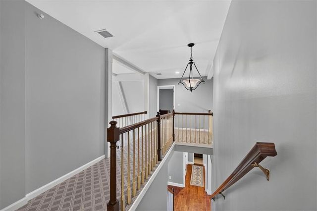 3516 W 101st Terrace, Leawood, KS 66206