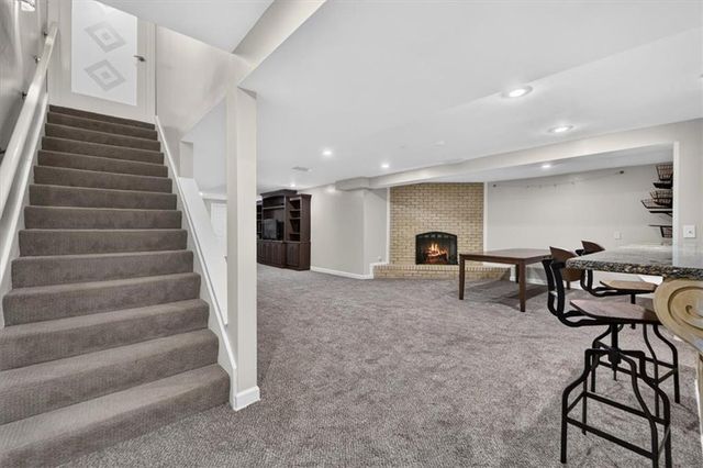 3516 W 101st Terrace, Leawood, KS 66206