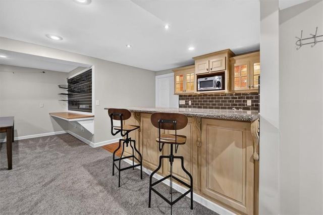 3516 W 101st Terrace, Leawood, KS 66206