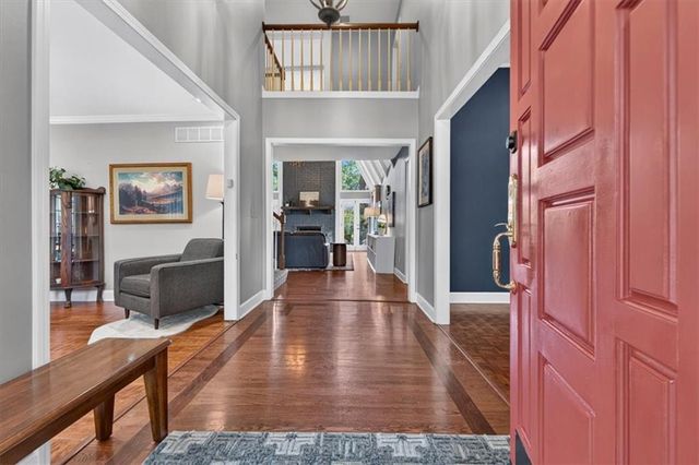 3516 W 101st Terrace, Leawood, KS 66206