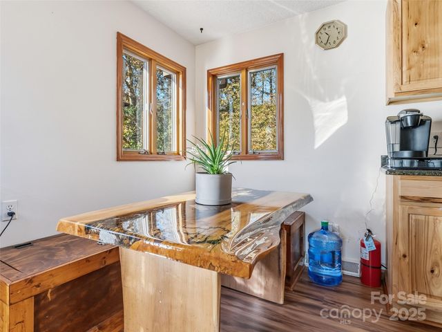 31 Sunset Drive, Asheville, NC 28806