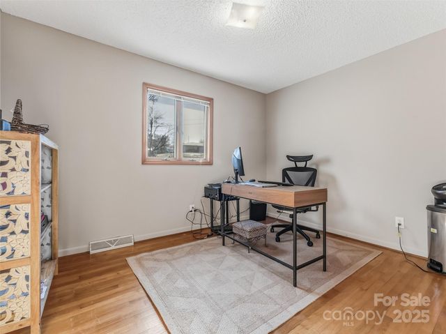 31 Sunset Drive, Asheville, NC 28806