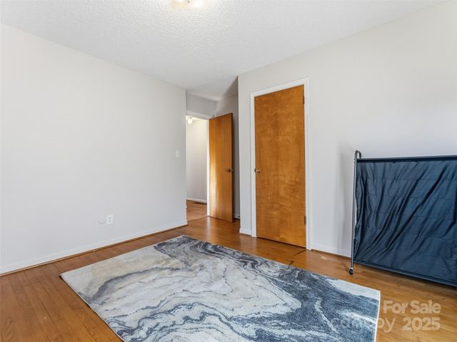 31 Sunset Drive, Asheville, NC 28806