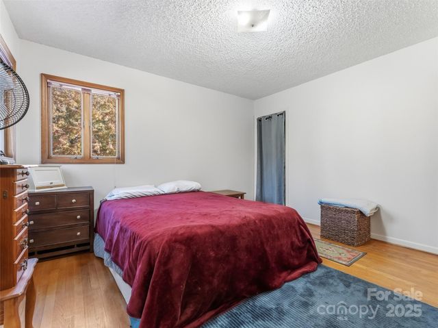 31 Sunset Drive, Asheville, NC 28806