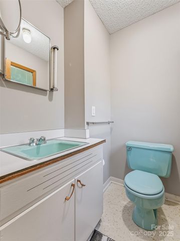 31 Sunset Drive, Asheville, NC 28806