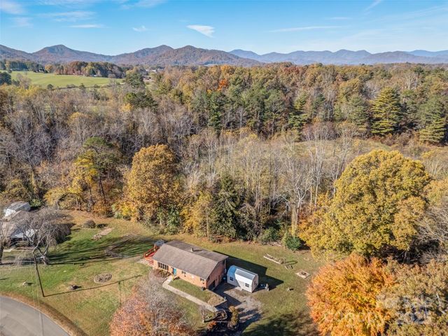 31 Sunset Drive, Asheville, NC 28806