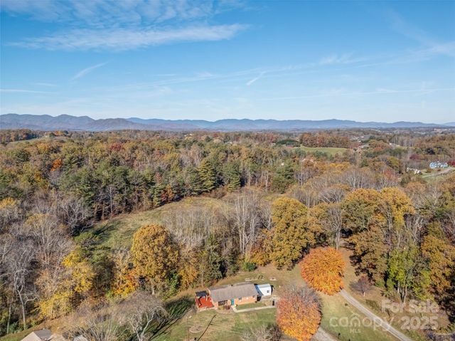 31 Sunset Drive, Asheville, NC 28806