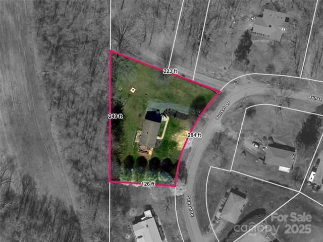 31 Sunset Drive, Asheville, NC 28806