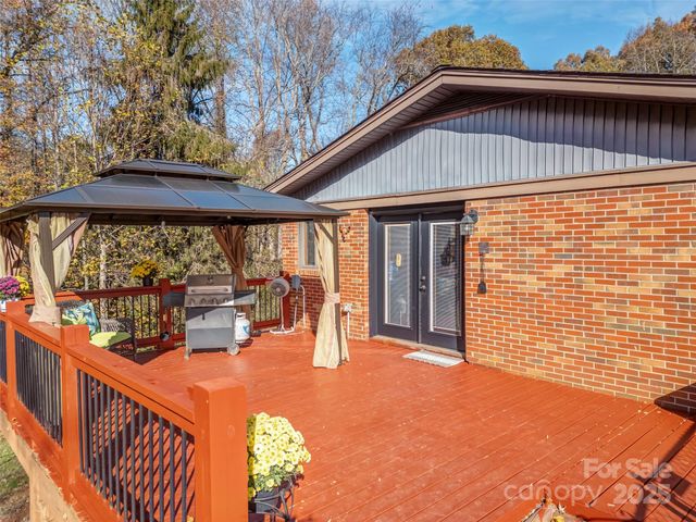 31 Sunset Drive, Asheville, NC 28806