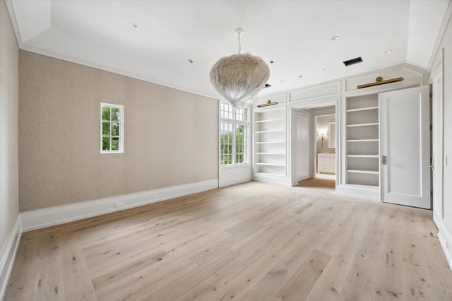 19 Willowron Drive, Houston, TX 77024