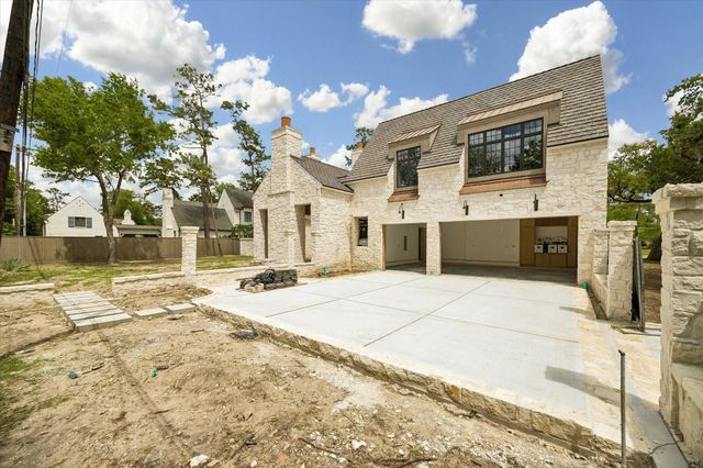 19 Willowron Drive, Houston, TX 77024