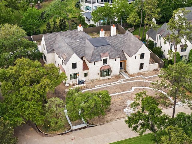 19 Willowron Drive, Houston, TX 77024
