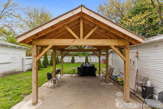 354 Brown Street, Grand Rapids, MI 49507
