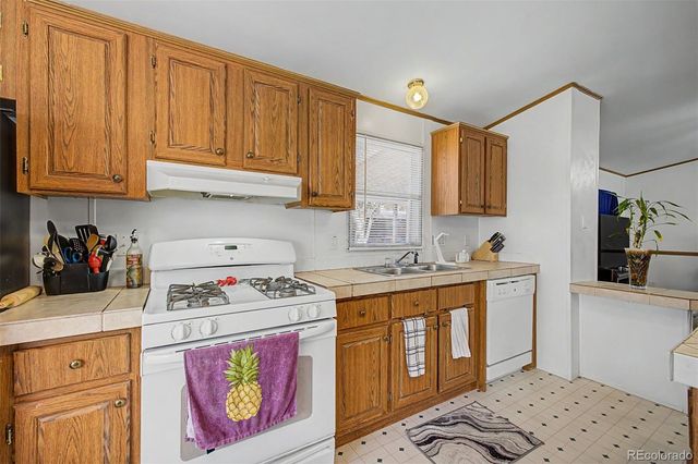 2100 W 100th Avenue, Thornton, CO 80260