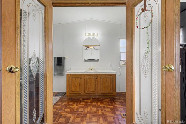 2100 W 100th Avenue, Thornton, CO 80260