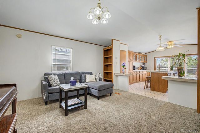 2100 W 100th Avenue, Thornton, CO 80260