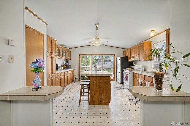 2100 W 100th Avenue, Thornton, CO 80260