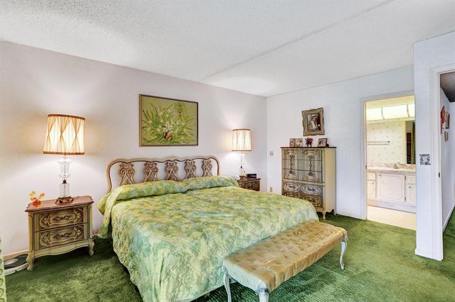 2049 Lyndhurst, Deerfield Beach, FL 33442