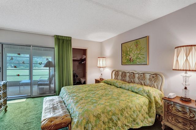 2049 Lyndhurst, Deerfield Beach, FL 33442