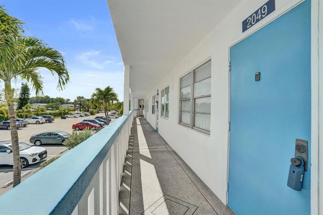 2049 Lyndhurst, Deerfield Beach, FL 33442