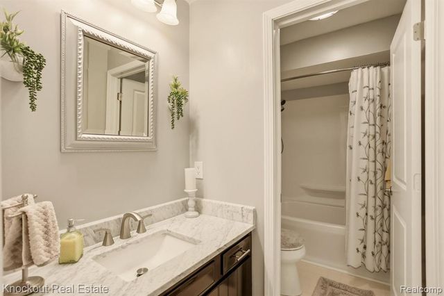 239 Churchgrove Road, Frankenmuth, MI 48734