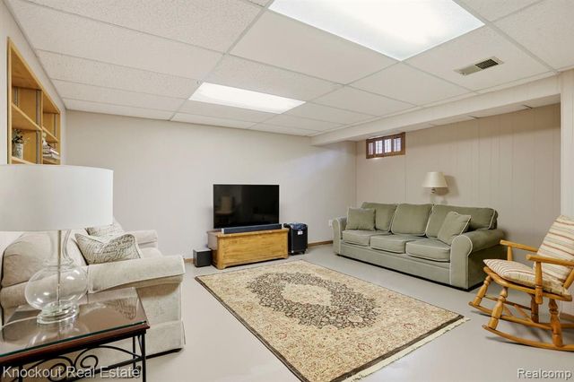 239 Churchgrove Road, Frankenmuth, MI 48734
