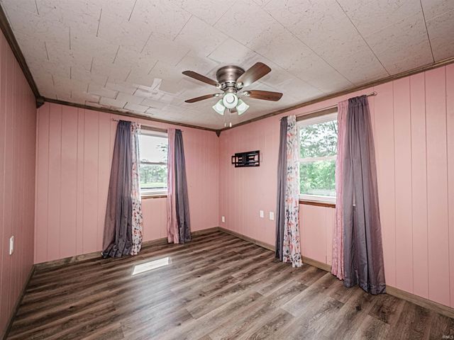 205 S Mariah Street, Winslow, IN 47598