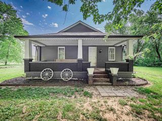 205 S Mariah Street, Winslow, IN 47598