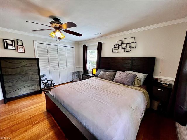 2012 Oak Leaf LN, Virginia Beach, VA 23455