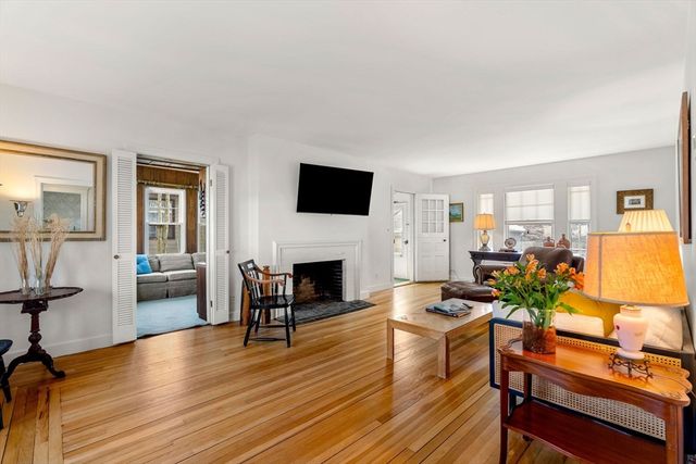 15 Preston Beach Rd, Marblehead, MA 01945