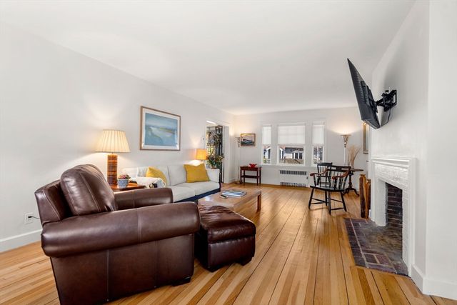 15 Preston Beach Rd, Marblehead, MA 01945