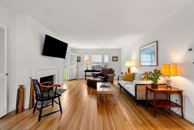 15 Preston Beach Rd, Marblehead, MA 01945