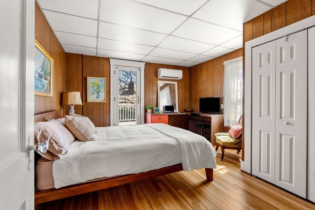 15 Preston Beach Rd, Marblehead, MA 01945