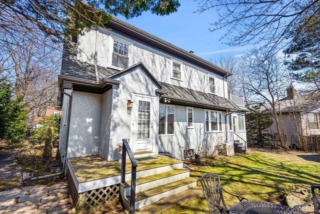 15 Preston Beach Rd, Marblehead, MA 01945