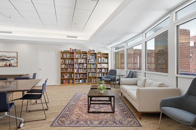 6 Canal Park 303, Cambridge, MA 02141