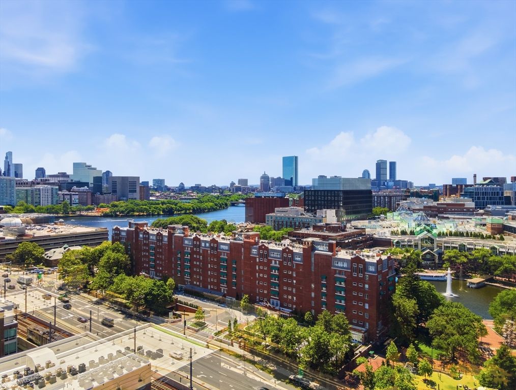 6 Canal Park 303, Cambridge, MA 02141
