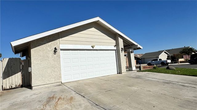 6364 Indian Camp, Jurupa Valley, CA 92509