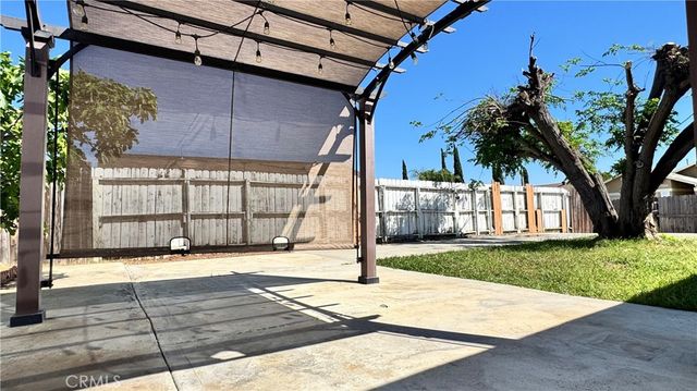 6364 Indian Camp, Jurupa Valley, CA 92509