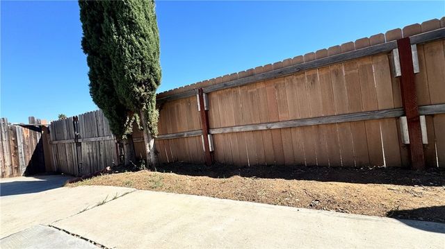 6364 Indian Camp, Jurupa Valley, CA 92509