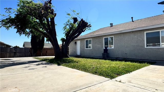 6364 Indian Camp, Jurupa Valley, CA 92509