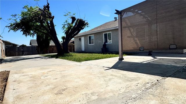 6364 Indian Camp, Jurupa Valley, CA 92509