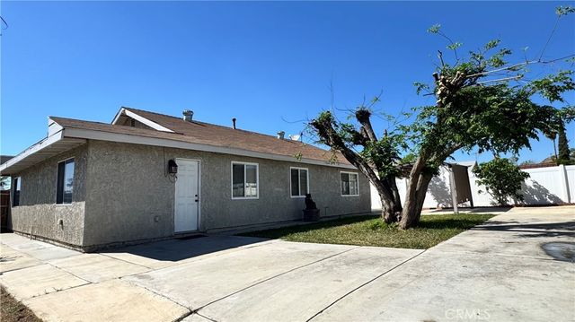 6364 Indian Camp, Jurupa Valley, CA 92509