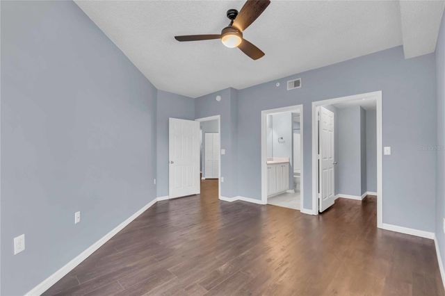 4763 TRAVINI CIRCLE 3-303, Sarasota, FL 34235
