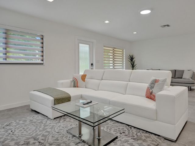 260 NW 36th Street, Boca Raton, FL 33431