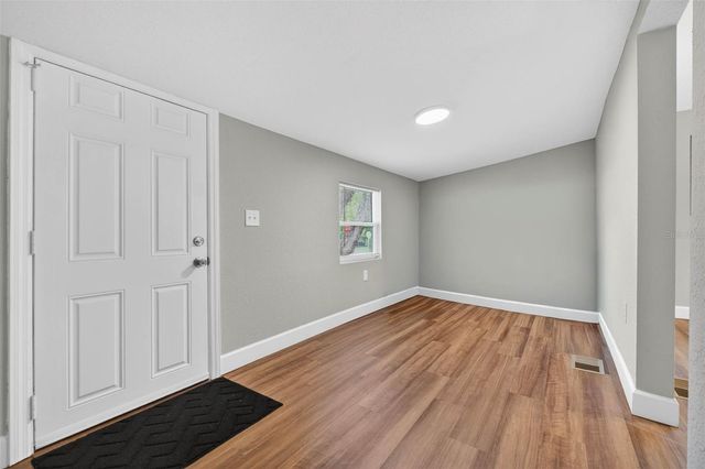 305 S SHARP STREET, Lake Wales, FL 33853