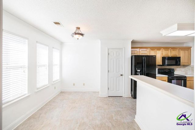 158 Holly Pointe, Warner Robins, GA 31088