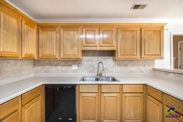 158 Holly Pointe, Warner Robins, GA 31088